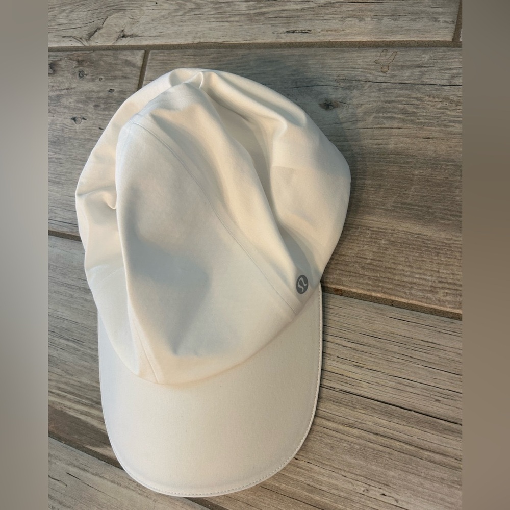 Lululemon fast and free cap